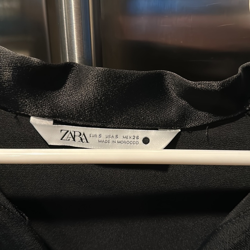 Zara top - Picture 2 of 2